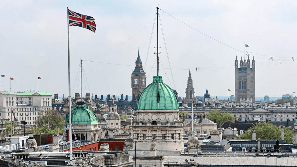 Buyuk Britaniyada «Raqamli rahbarlar» tizimi kuchga kirdi: Endi raqamli ko‘nikmasiz amaldorlar rahbarlik qila olmaydi